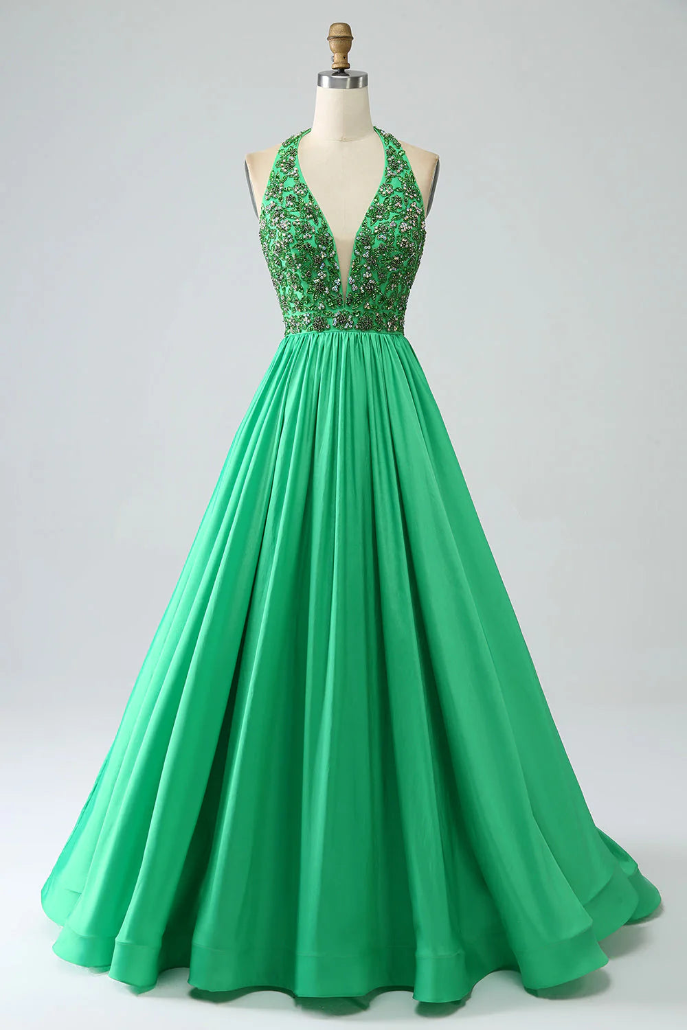 Vestido de fiesta de satén con cuello halter y cuentas